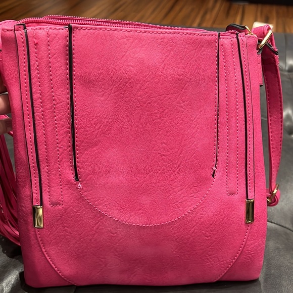 NWOT Vegan Leather Hot Pink Crossbody Bag with Adjustable Strap & Tassel Charm - Picture 8 of 8